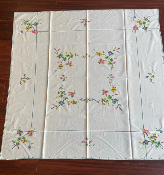 Floral Motif Needlepoint Square Tablecloth
